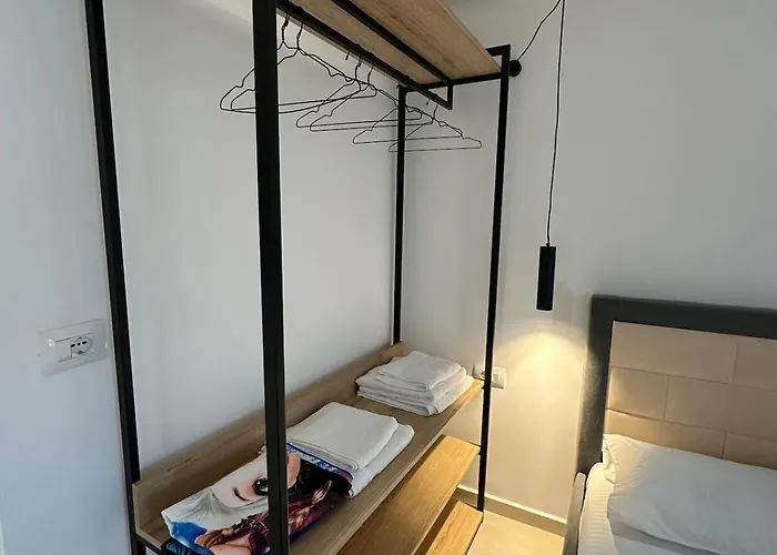 Green Cottage Villa *